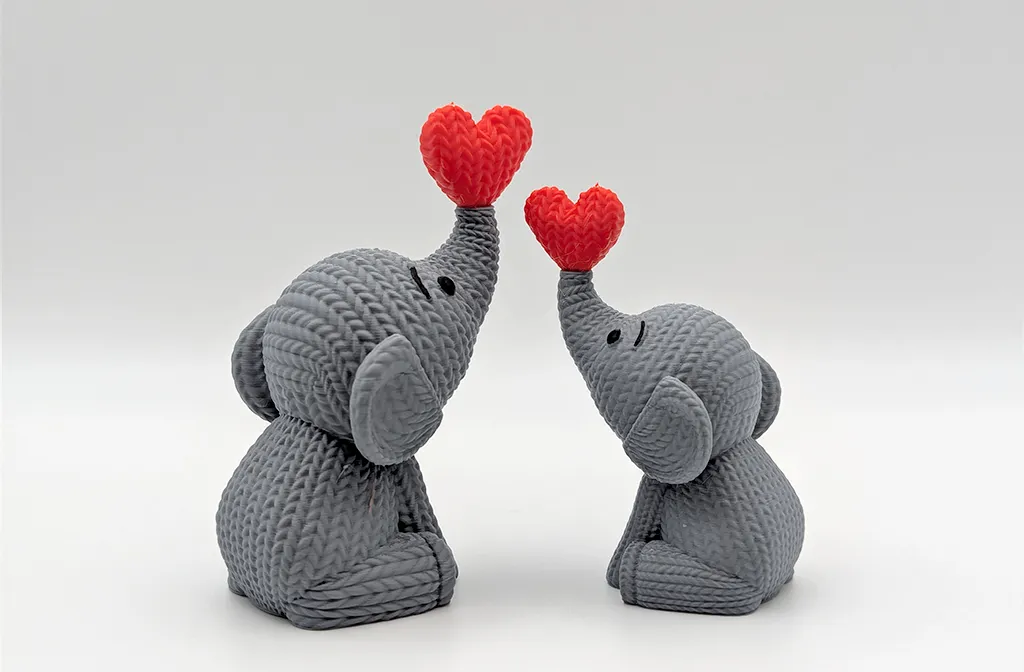 3D Printed Knitted Elephant Blowing Heart